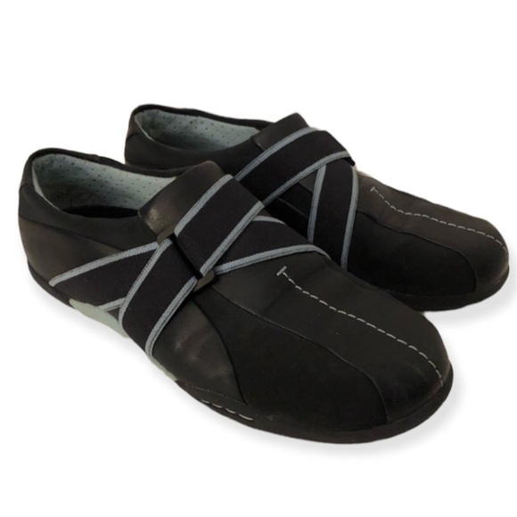 Dr. Scholl's Shoes - Dr.Scholl’s Shoes original women’s slip on Size 7.5